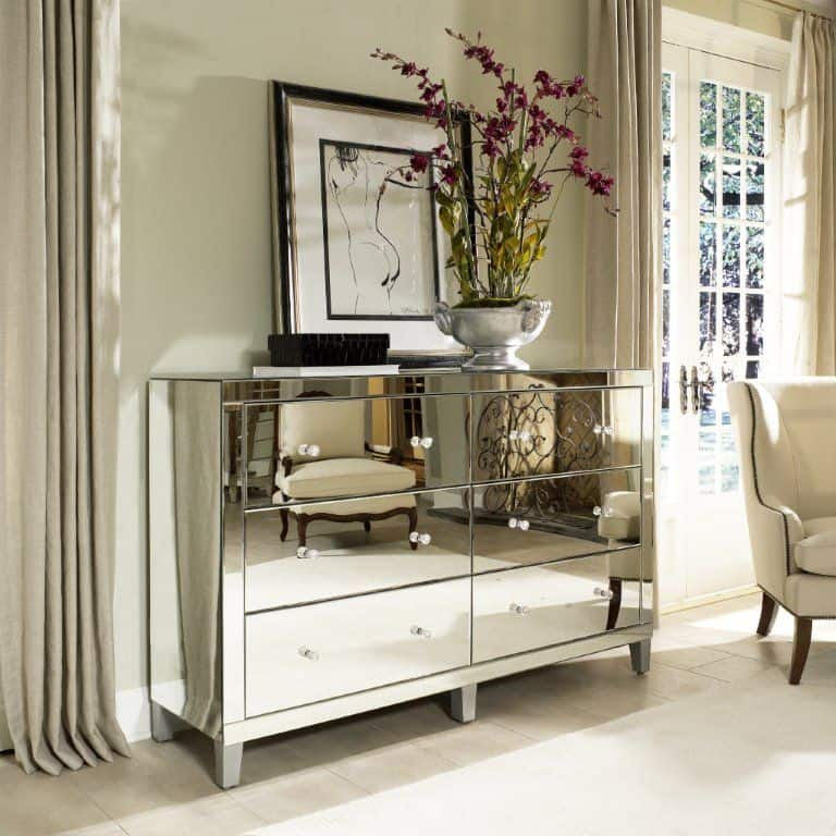5 Ways Mirrors Can Maximize A Space throughout Maximizing Space with Mirrors Design Tips and Tricks