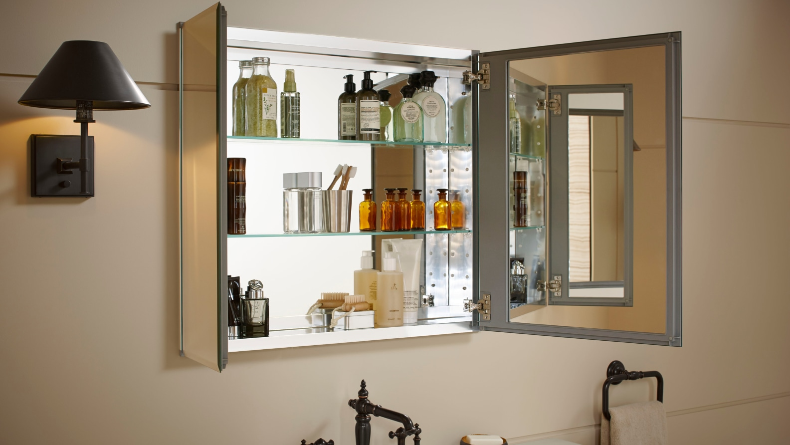 Choosing The Best Medicine Cabinet: The Ultimate Buying Guide within Choosing the Ideal Medicine Cabinet Key Considerations for Homeowners