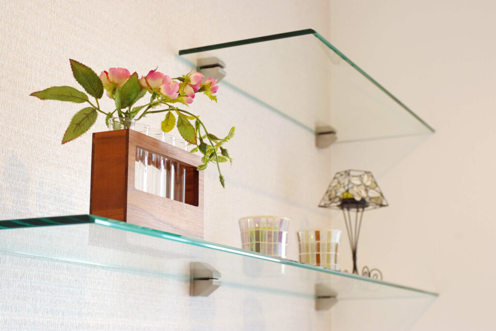10 Breathtaking Glass Shelving Ideas For Every Home - Klg Glass with regard to