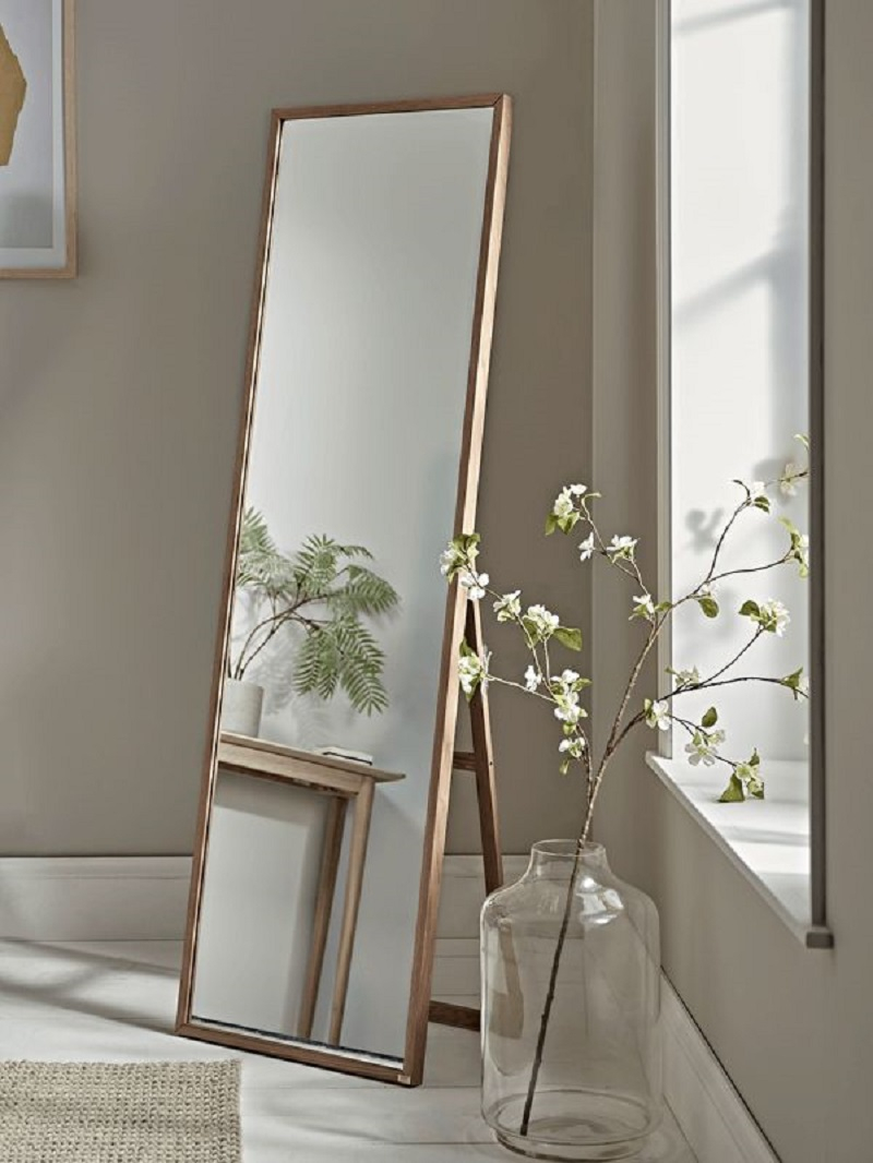 Reflecting Style: Elevating Your Room With Decorated Mirrors - Amazing for Designing with Mirrors Elevating Your Space with the Right Piece