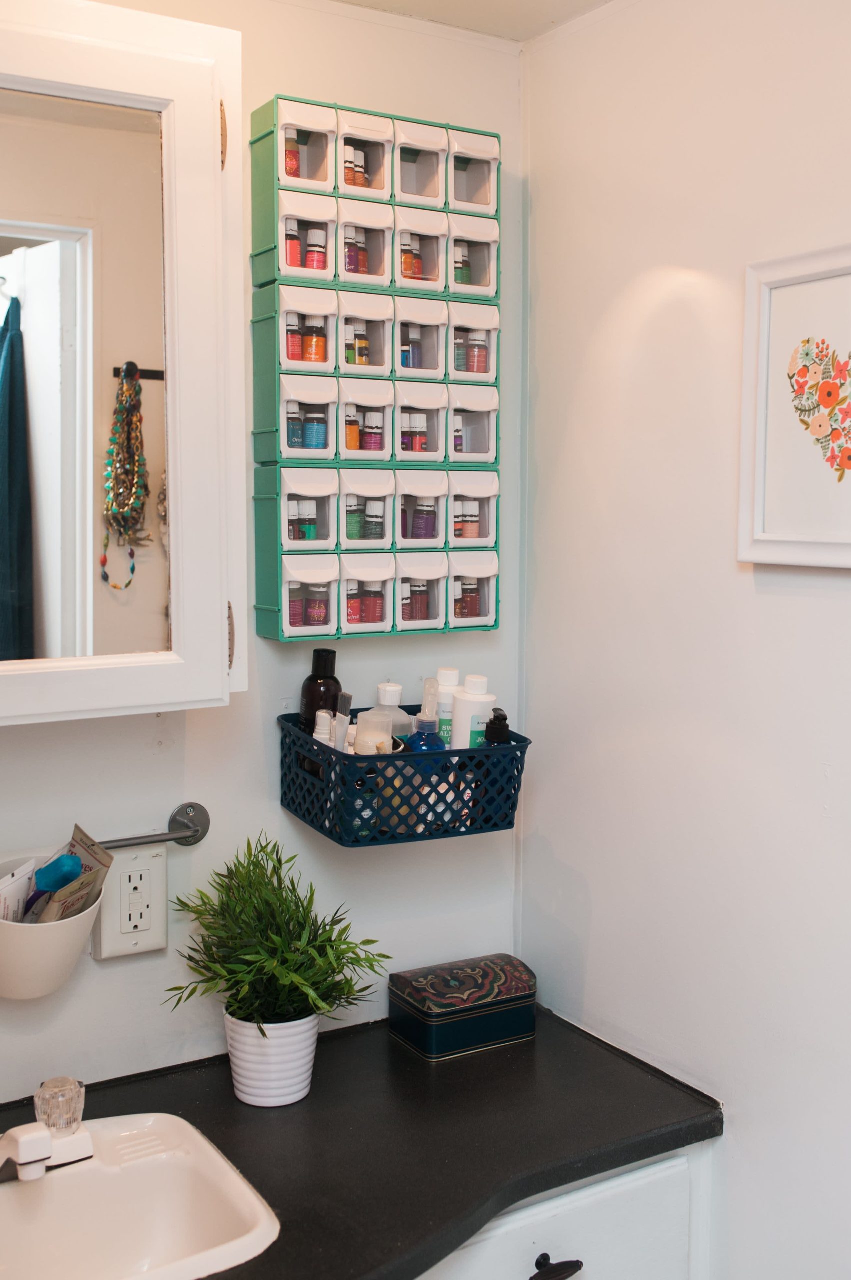 58+ Small Bathroom Ideas To Maximize Space And Style with Maximizing Your Small Bathroom with the Eviva Olivia Linen Cabinet