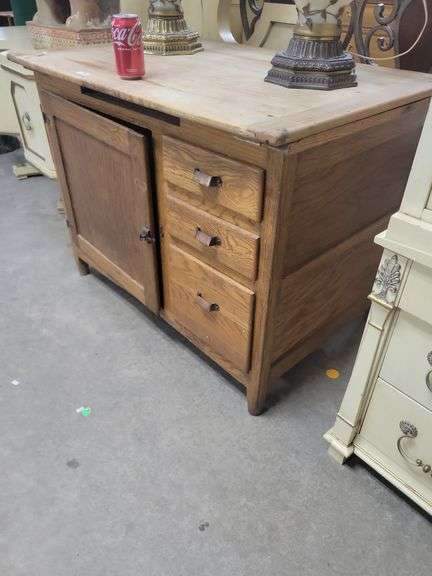 Antique Hutch Base - Dixon's Auction At Crumpton pertaining to A Closer Look at the De Soto 30" Hutch Base for Double Tower Hutch