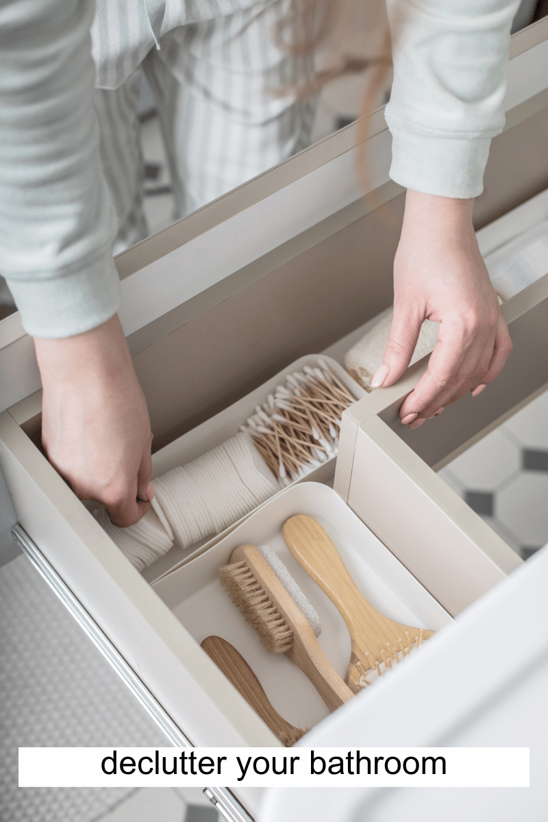 How To Declutter Your Bathroom And Finally Keep It Organized And ... pertaining to
