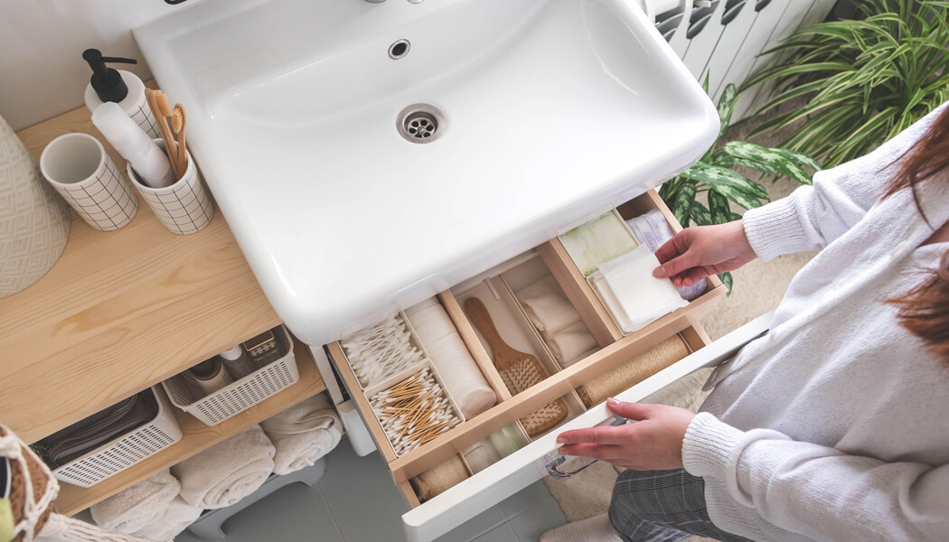 Make Your Room Neat With Our Top 6 Room-By-Room Decluttering Methods ... for Declutter Your Bathroom with the Elegant White Bamboo Space Saver