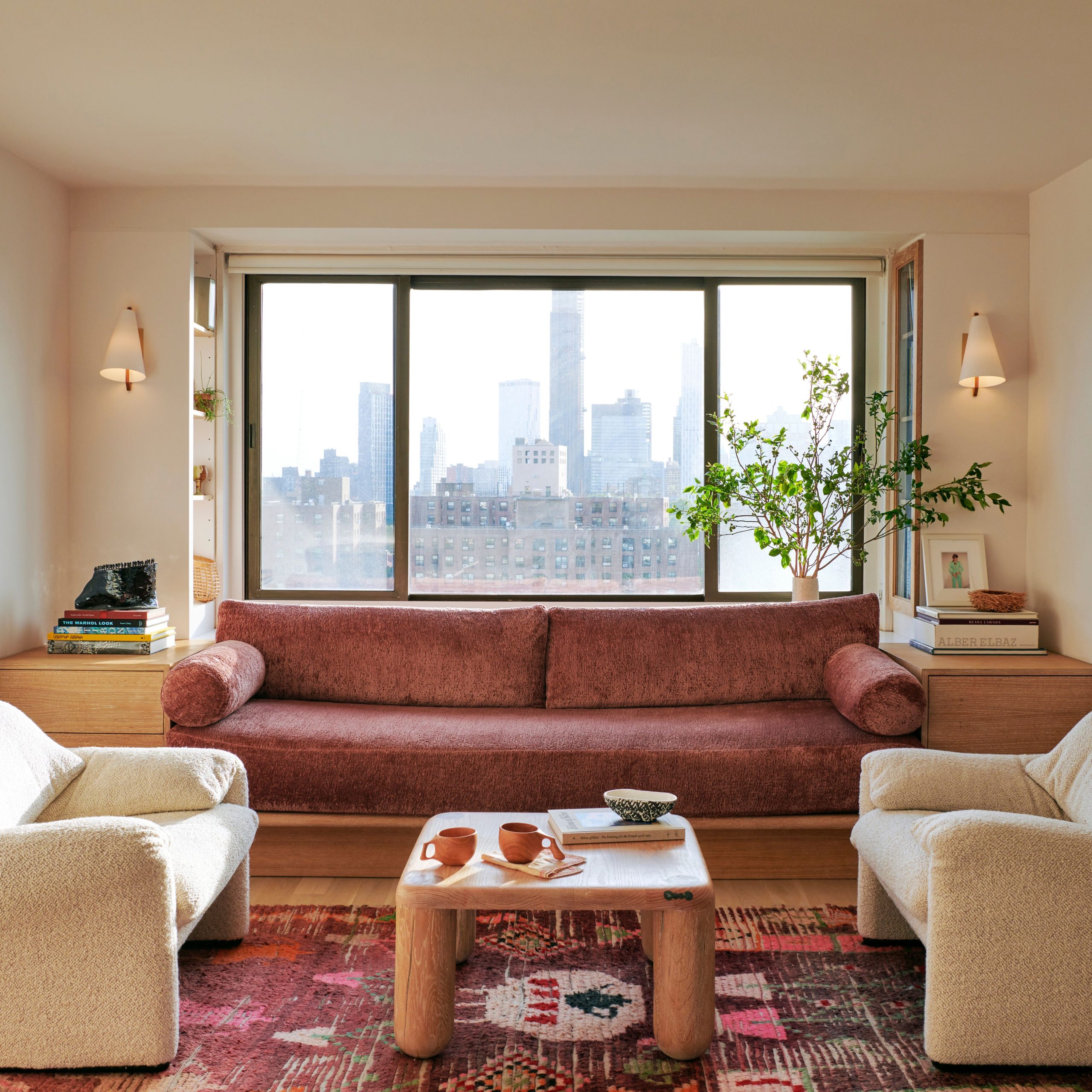 Maximize Your Space With These Decorate Small Living Room Ideas for