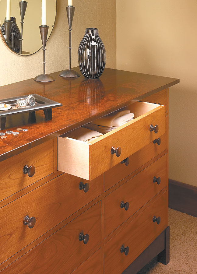 Nine-Drawer Dresser | Woodworking Project | Woodsmith Plans for