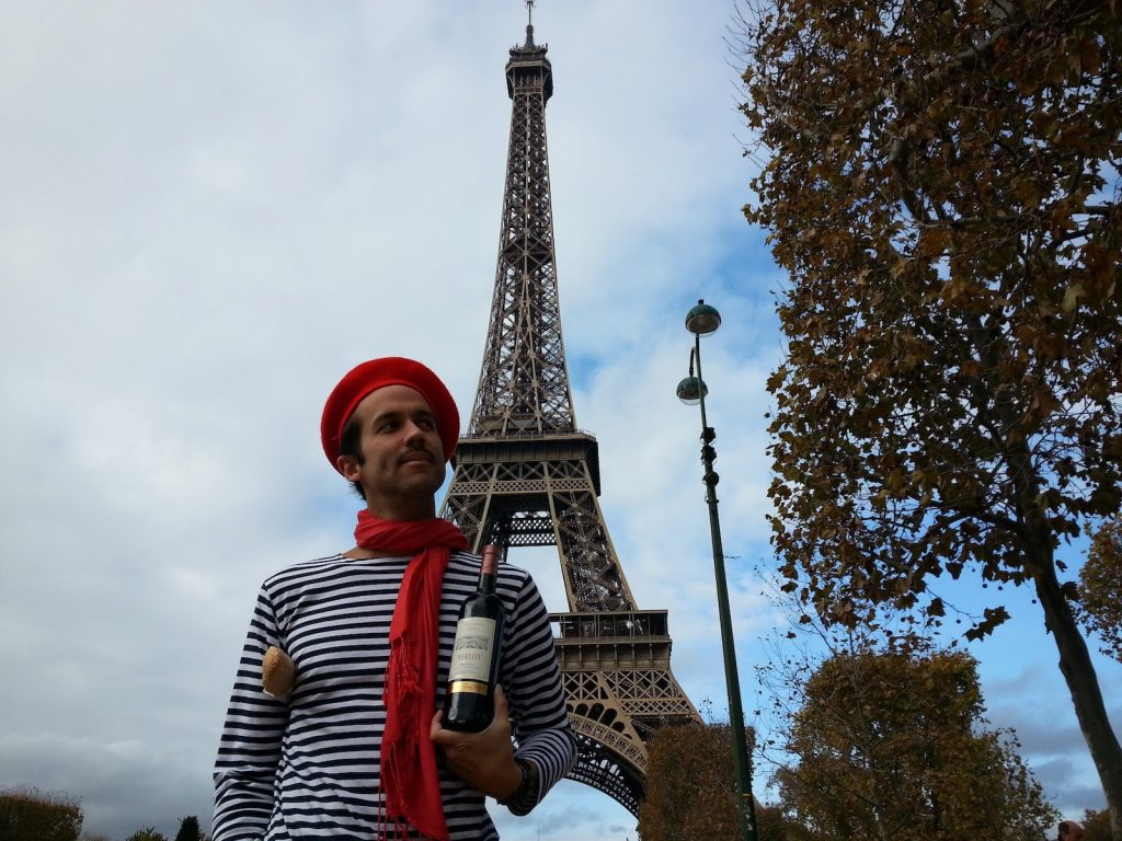 21 Parisian Things To Know About Parisians! within