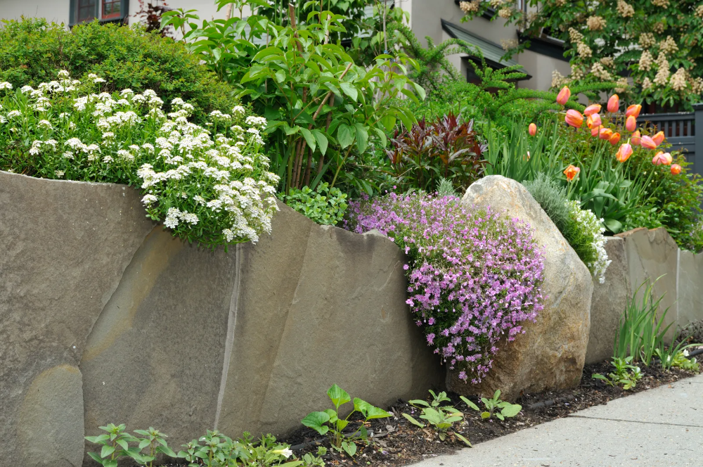 40 Retaining Wall Ideas That Will Elevate Your Landscaping ... for