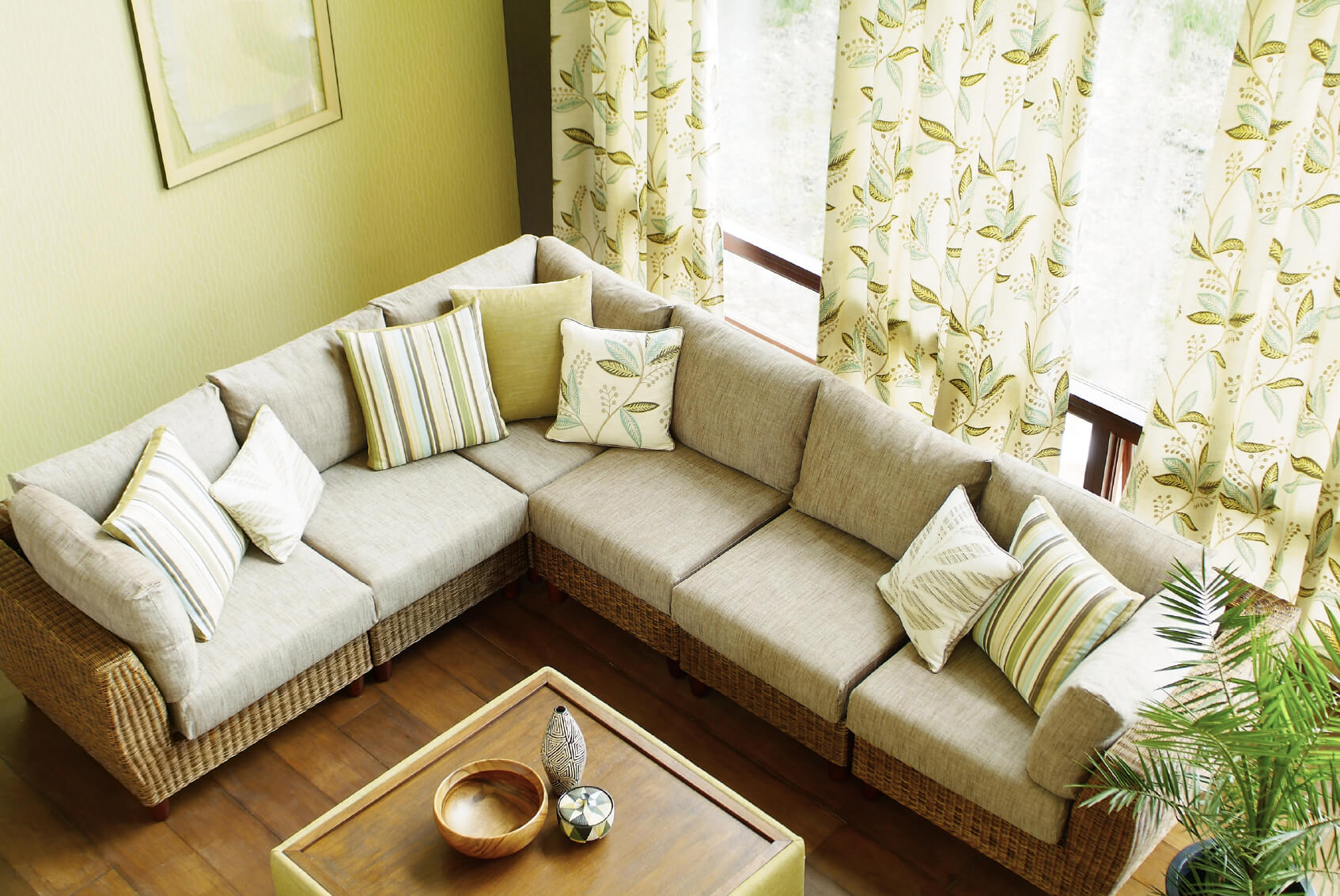 53 Cozy & Small Living Room Interior Designs (Small Spaces) inside Is the Furniture of America Zillett Dresser Right for Your Home
