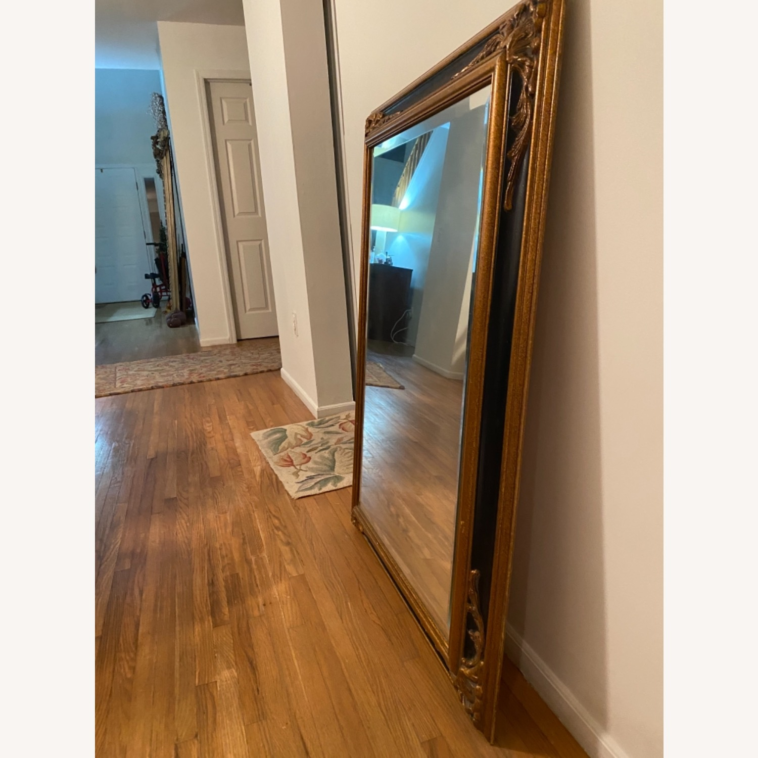 Antique Style Wall Mirror - Aptdeco inside Finding Authentic 12"x20" Vintage Style Wall Mirrors