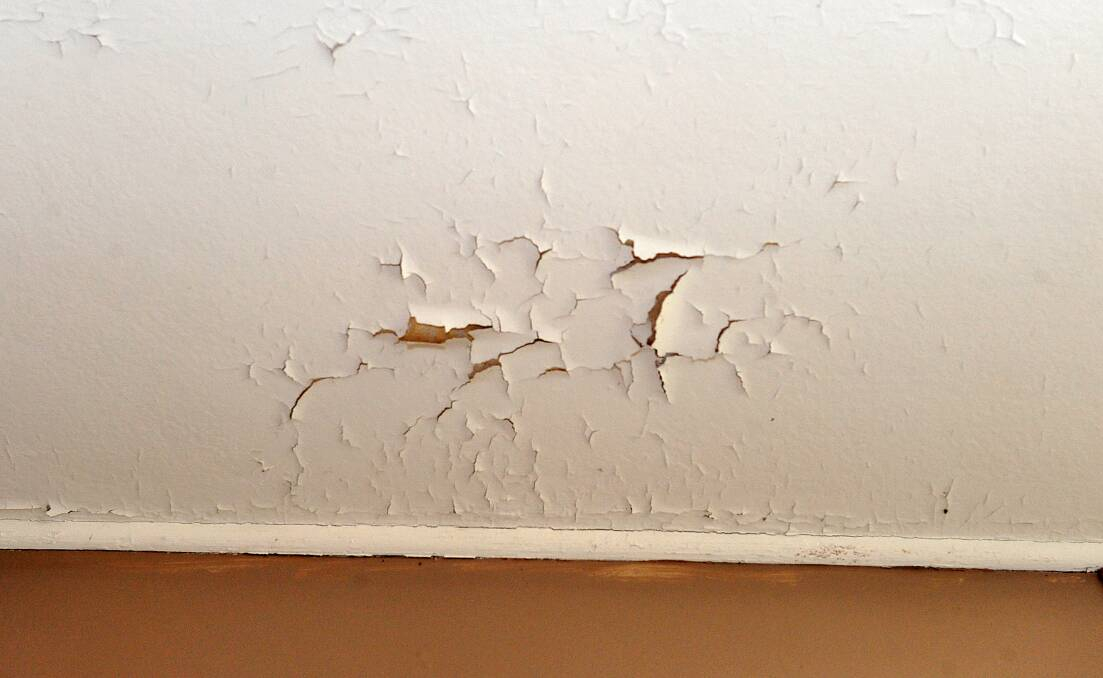 Common Plaster Problems Around Your Home | Senior intended for Troubleshooting Common Issues for Flawless Lacquered Walls