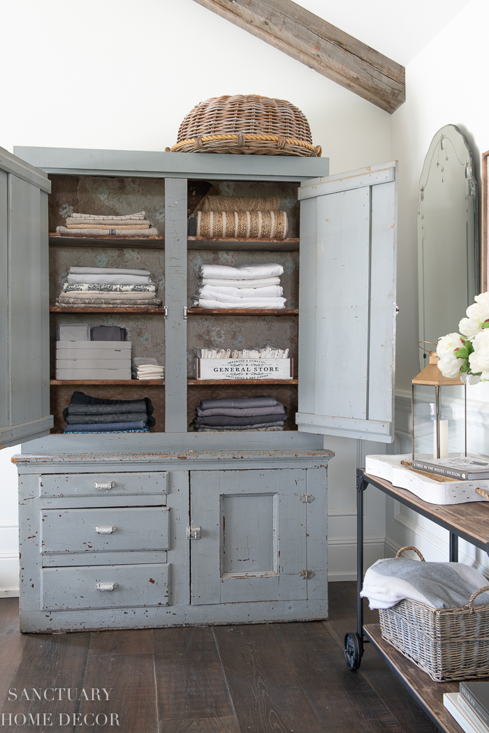 How To Easily Organize A Linen Cabinet - Sanctuary Home Decor in Expert Insights on Choosing the Right Linen Cabinet for Your Home