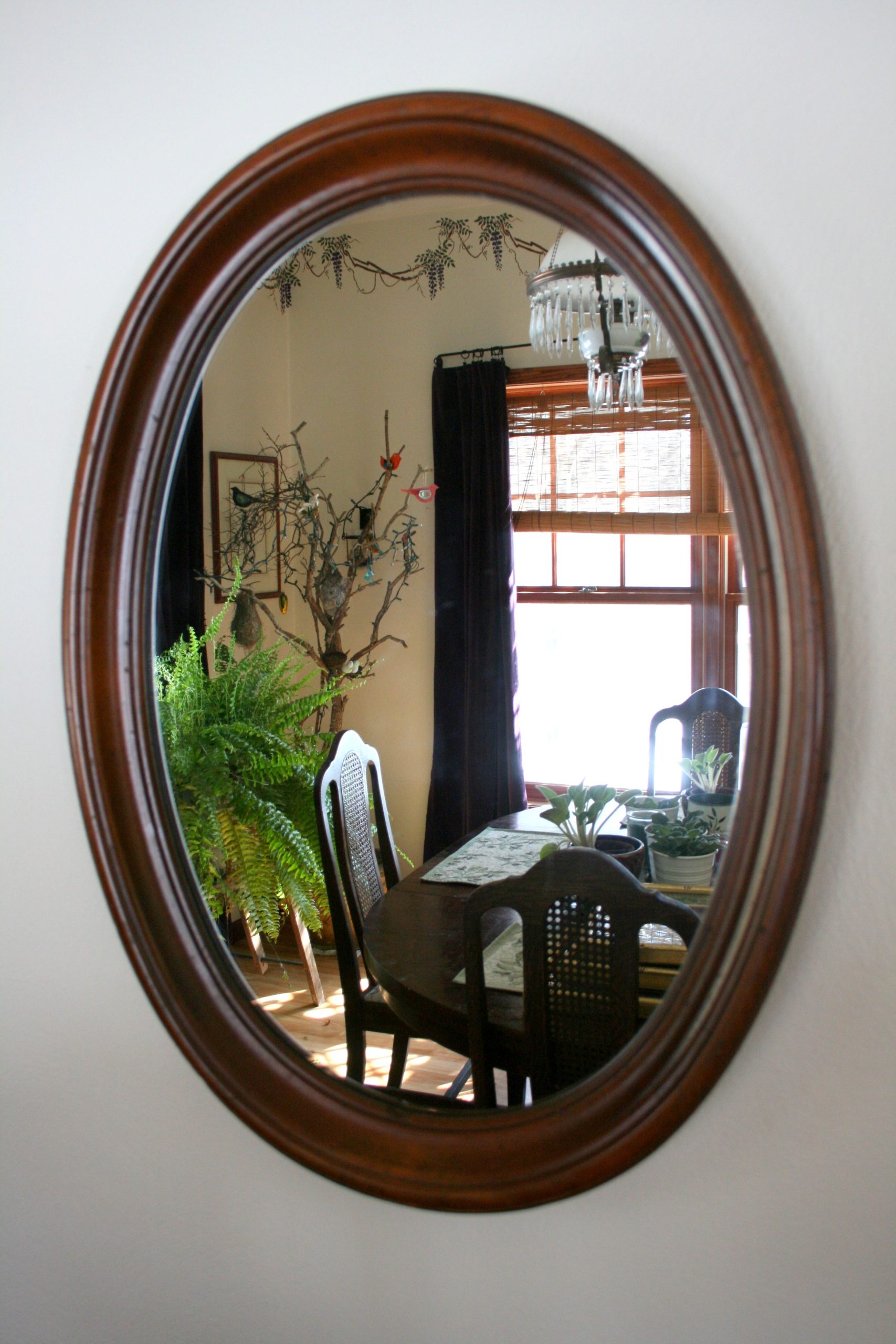 Large Vintage Wood Oval Mirror with regard to How the San Francisco Oval Mirror Can Transform Your Decor
