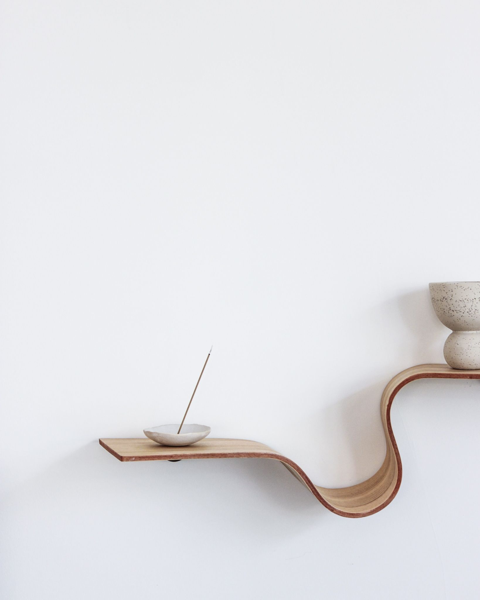 15 Fabulous Minimalist Shelves For Your Living Room In Modern Style ... intended for Minimalist Shelf Design