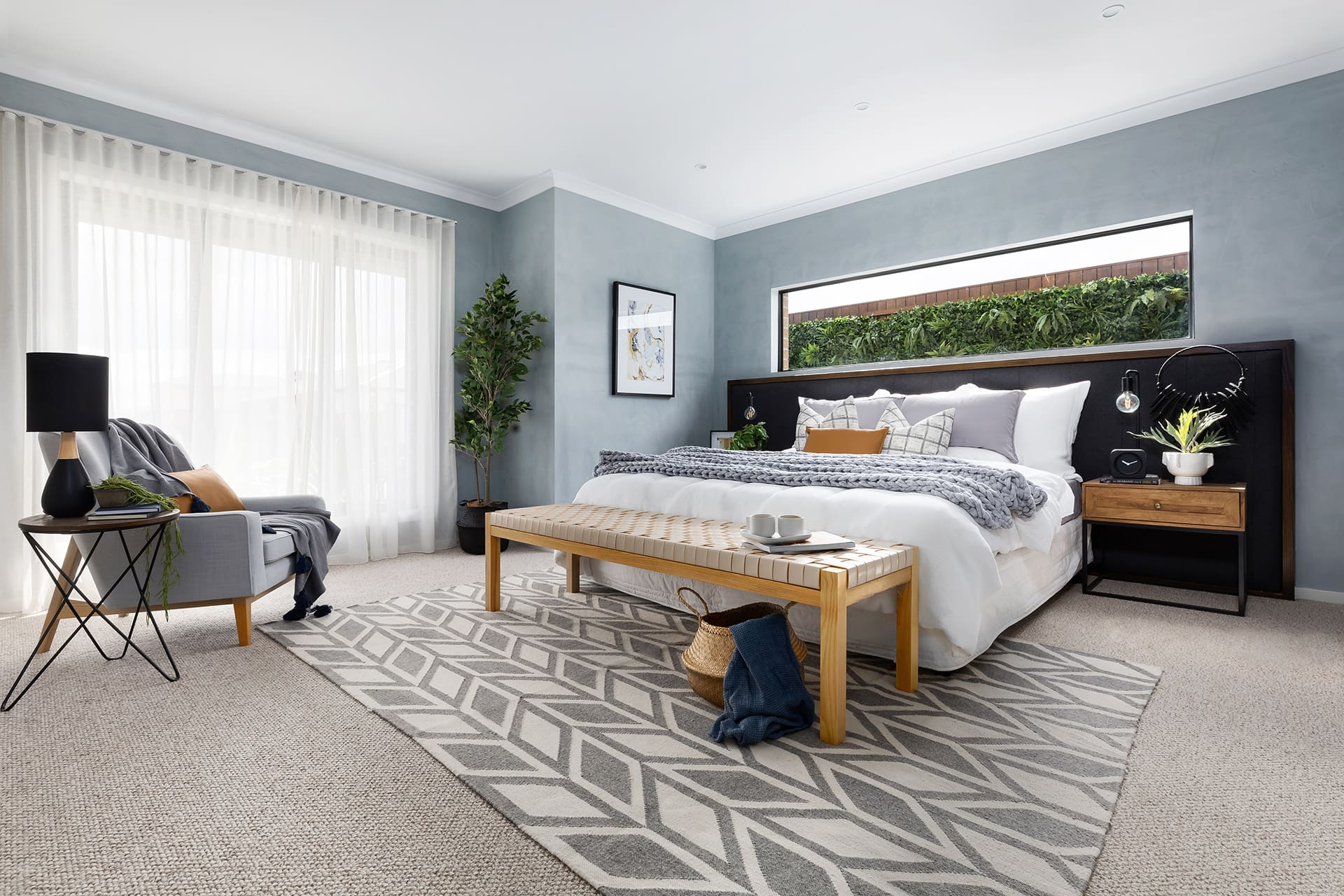 Bedroom Feature Wall Ideas: 10 Stylish Options throughout Chic Feature Walls Star In Popular New Bedrooms In Summer 2018