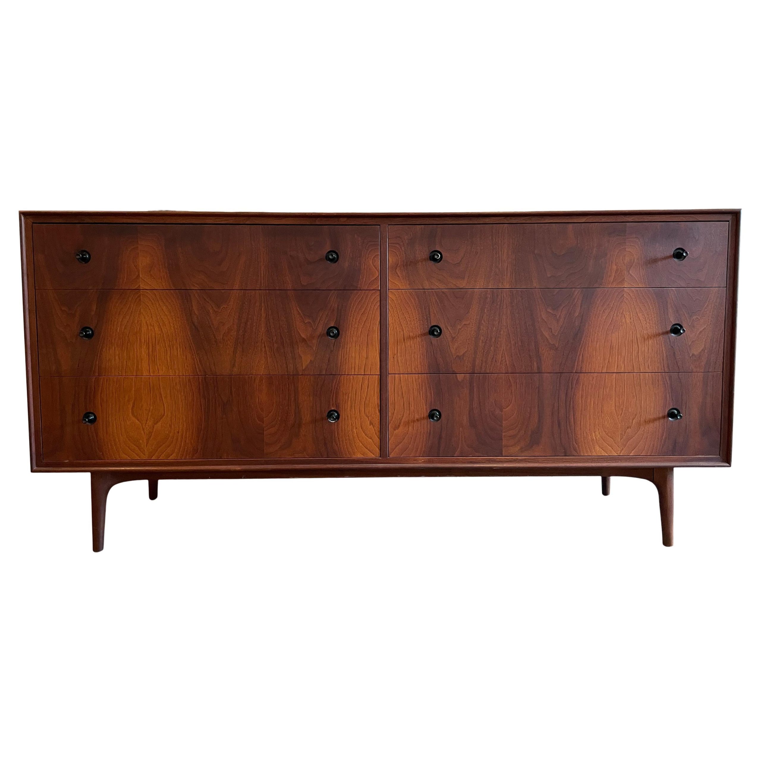 Mid-Century Modern Block Front American Walnut 6 Drawers Dresser ... with regard to Webster Mid Century Modern Walnut Dresser With 6 Drawers