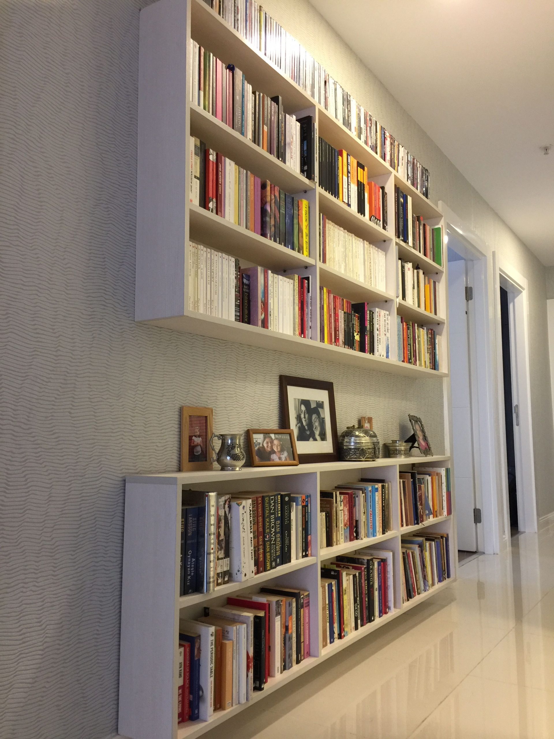 Narrow Hallway Bookshelf - 7 Genius Hallway Decor Ideas For Long Narrow ... in Narrow shelf ideas that transform how we think about knowledge
