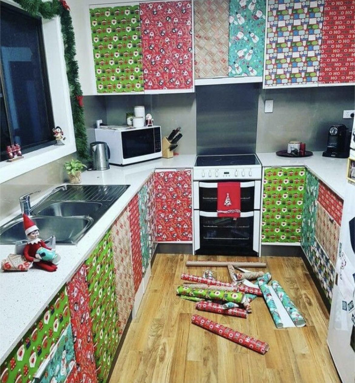 Pin By Melissa Mack On Elf On The Shelf | Awesome Elf On The Shelf ... for Shelf Wrapping Ideas