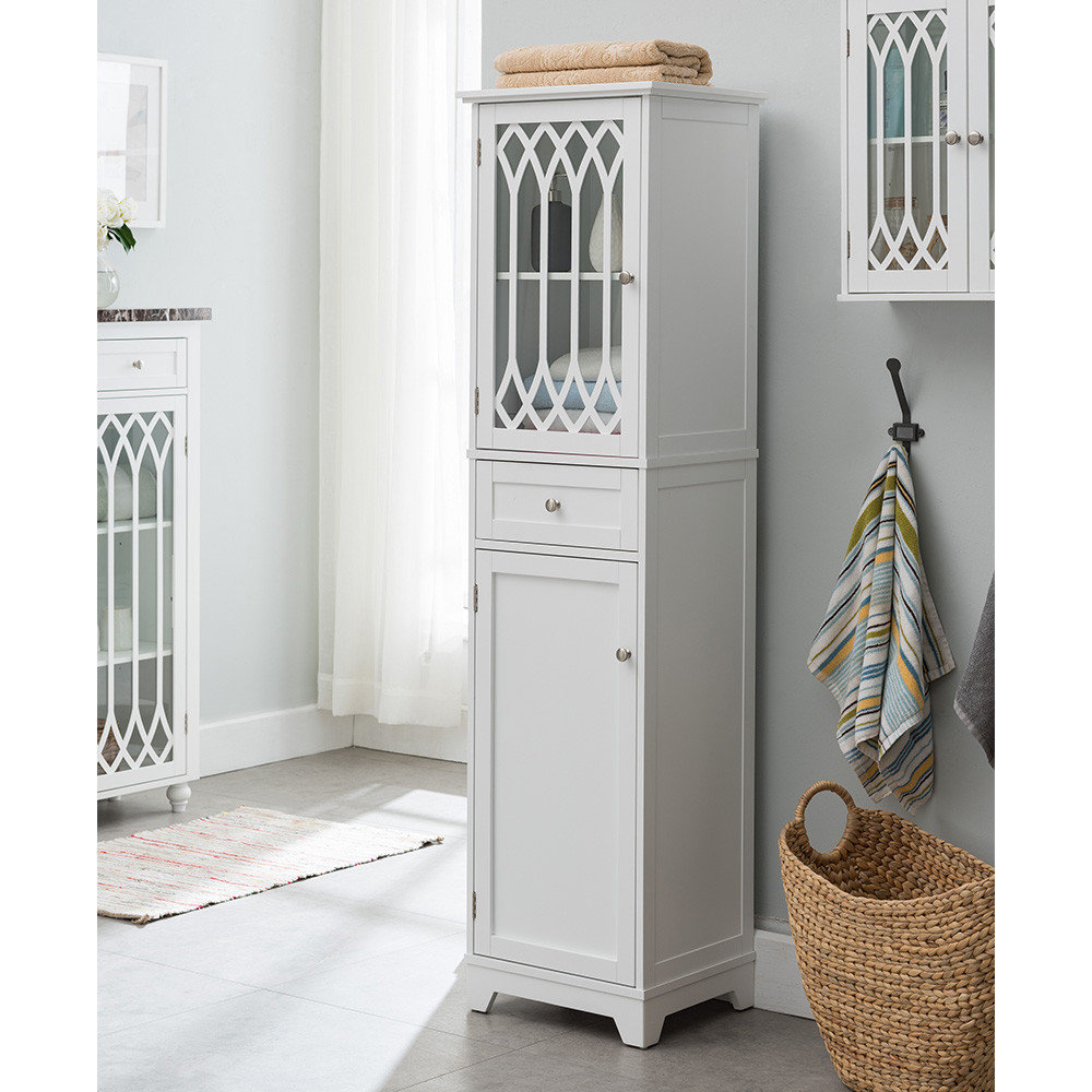 The Role of Vertical Storage in Creating Cleaner Bathroom Environments