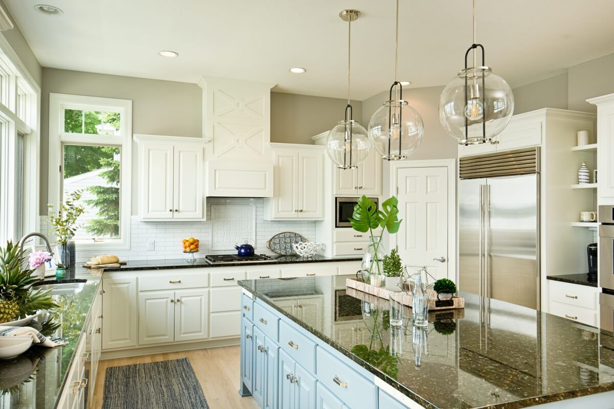 Top 3 Hardware Colors For Off-White Cabinets (Beginner's Guide) in Oates 9" Side Cabinet, Off-White