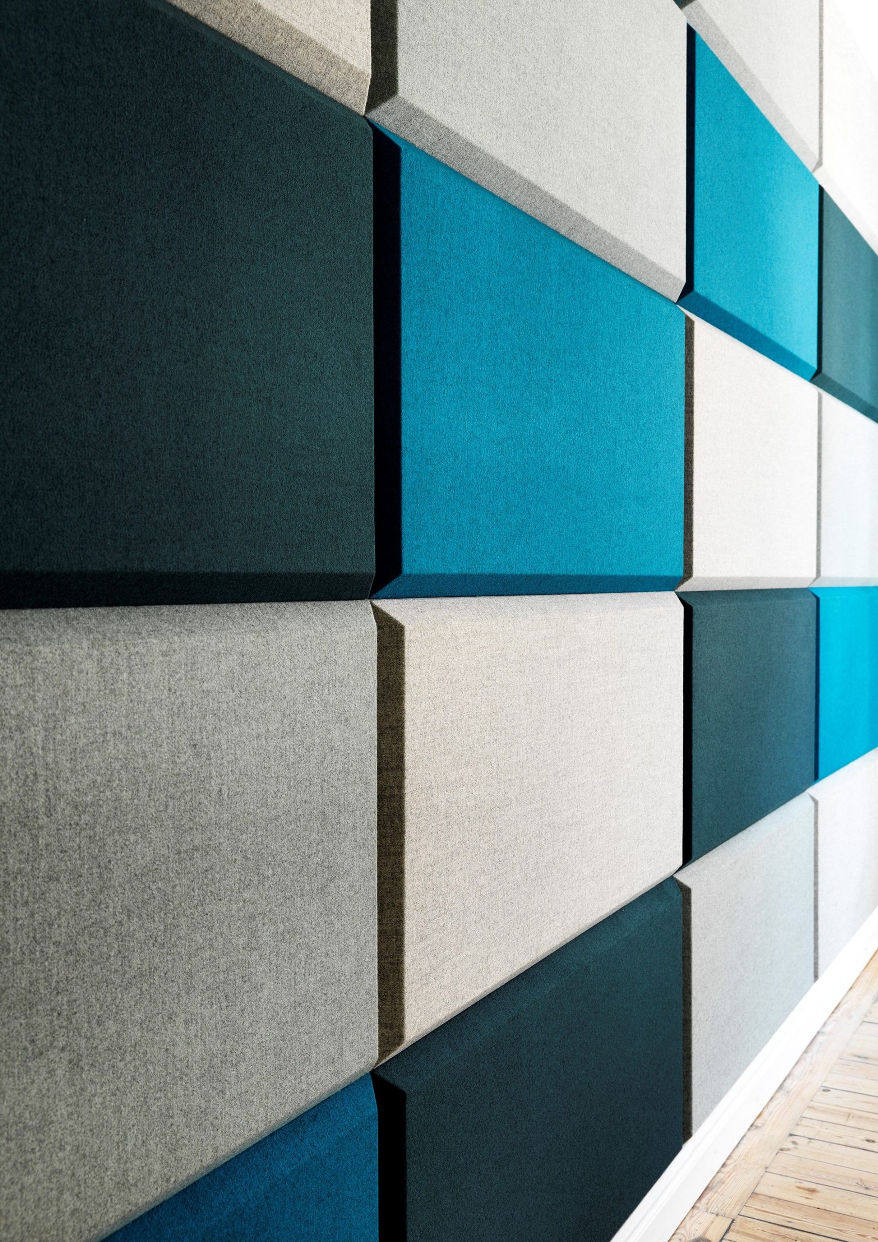 Eliminating Echo and Distraction in Your Home Office with Modern Acoustic Solutions